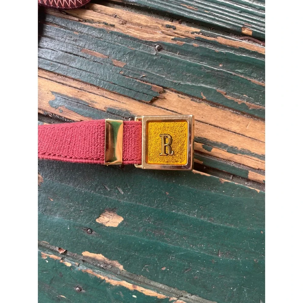 Vintage Burgundy Elastic Belt with Mini Pouch Gold R Logo Buckle Retro Red
